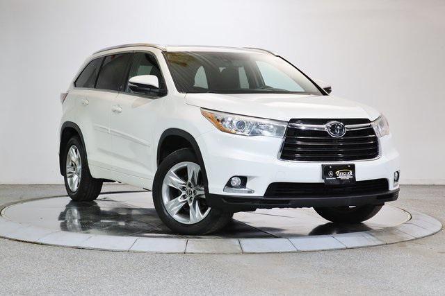 used 2016 Toyota Highlander car, priced at $20,937