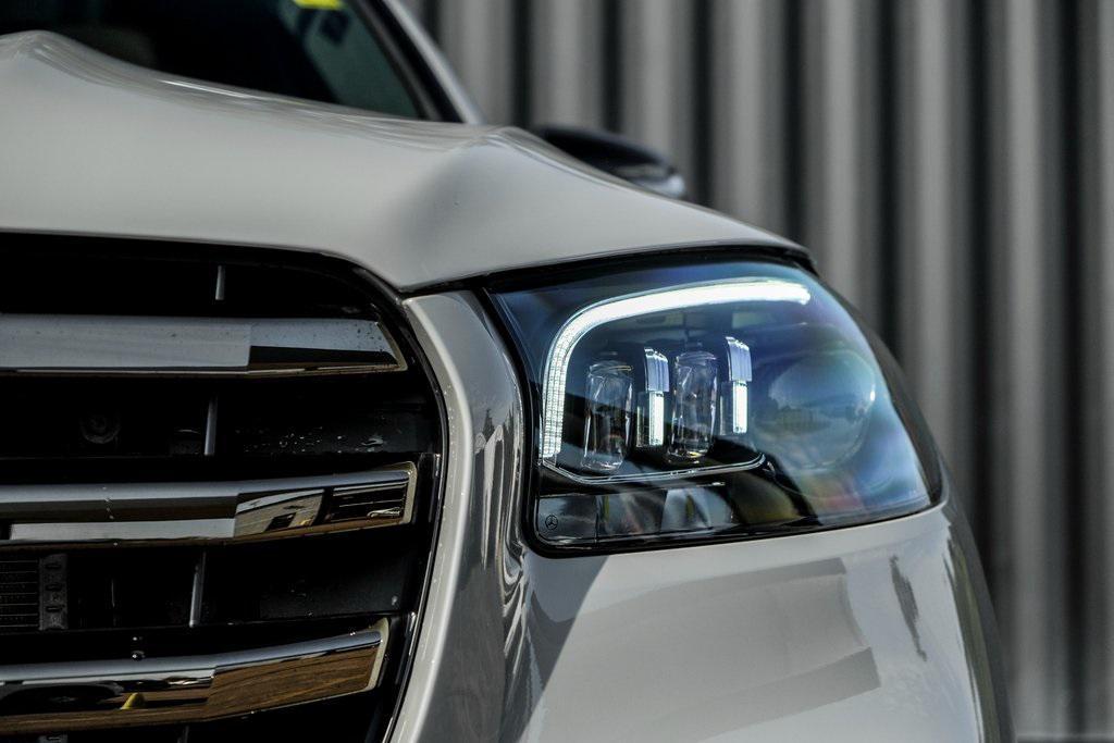 new 2026 Mercedes-Benz GLS 450 car, priced at $102,495