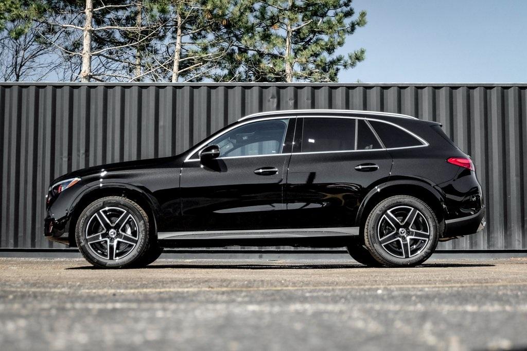 new 2024 Mercedes-Benz GLC 300 car, priced at $58,335