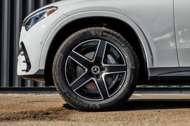 new 2025 Mercedes-Benz GLC 300 car, priced at $62,545