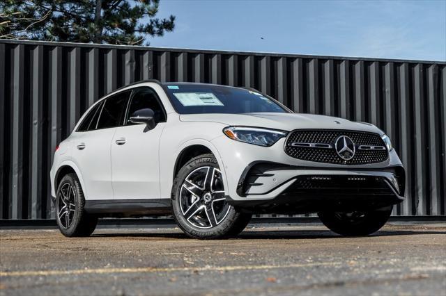 new 2025 Mercedes-Benz GLC 300 car, priced at $62,545