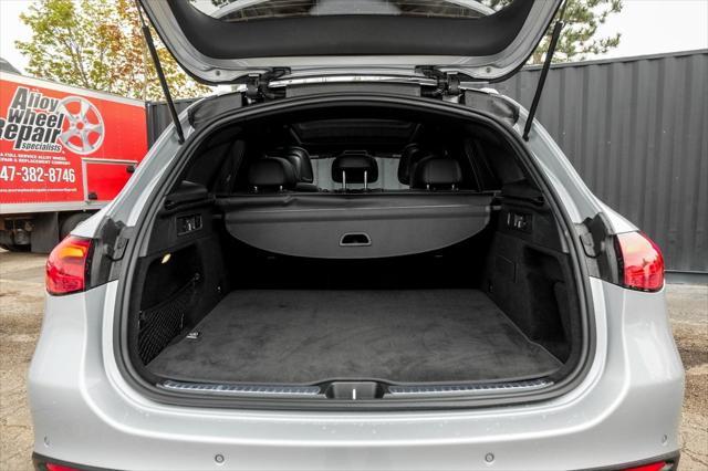 new 2025 Mercedes-Benz GLC 300 car, priced at $57,385