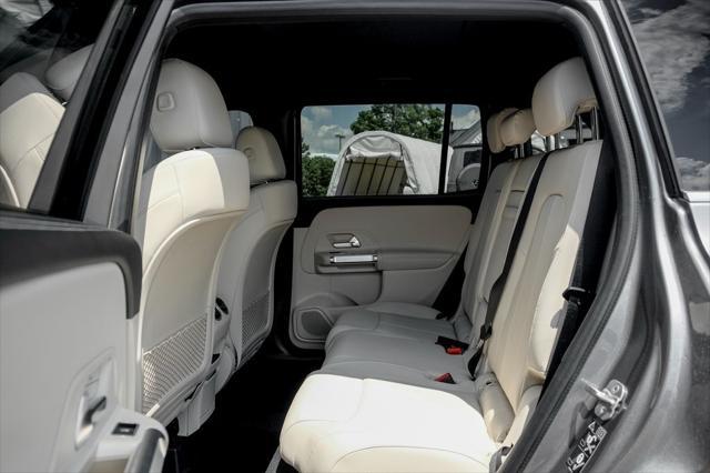 new 2025 Mercedes-Benz GLB 250 car, priced at $53,505