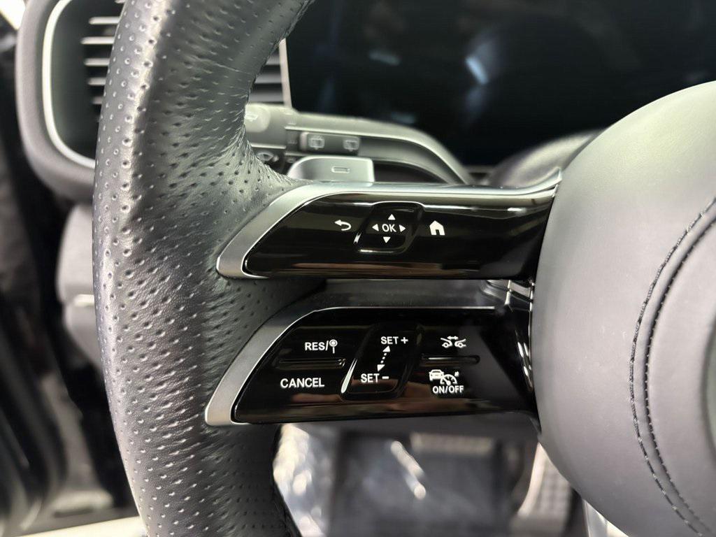 used 2025 Mercedes-Benz GLE 450e car, priced at $64,999