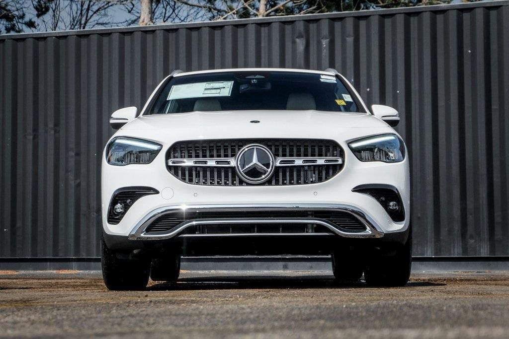 new 2025 Mercedes-Benz GLA 250 car, priced at $46,150