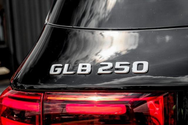 new 2025 Mercedes-Benz GLB 250 car, priced at $50,450