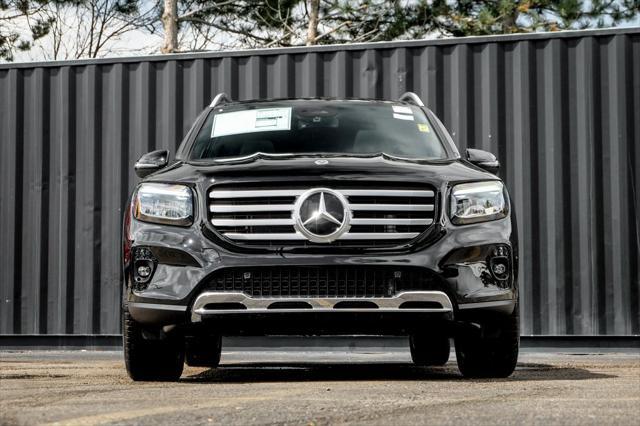 new 2025 Mercedes-Benz GLB 250 car, priced at $50,450