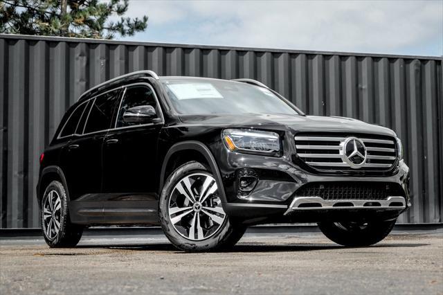 new 2025 Mercedes-Benz GLB 250 car, priced at $50,450