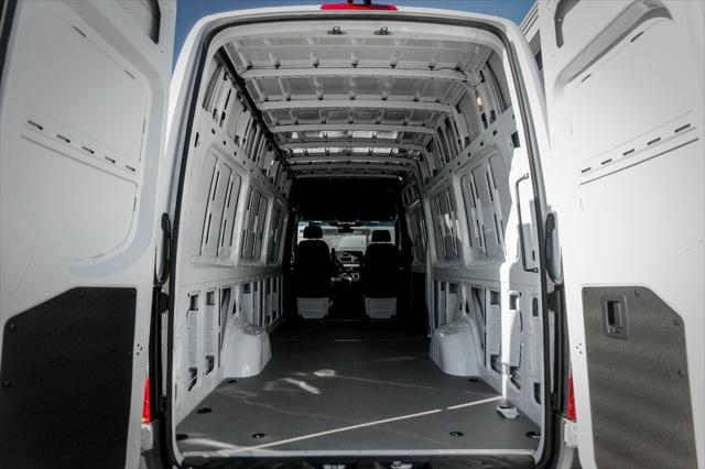 new 2025 Mercedes-Benz Sprinter 2500 car, priced at $64,147