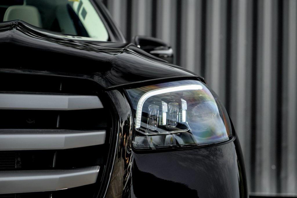 new 2026 Mercedes-Benz GLS 450 car, priced at $93,255