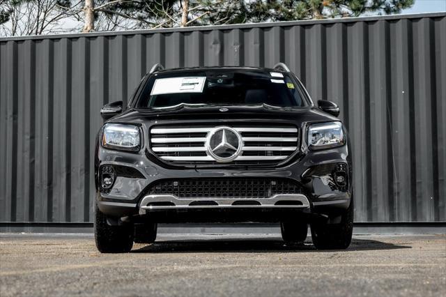 new 2025 Mercedes-Benz GLB 250 car, priced at $50,450