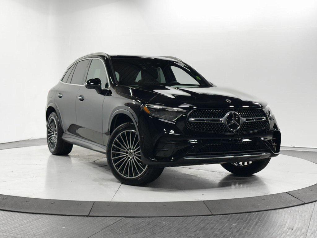 used 2025 Mercedes-Benz GLC 350e car, priced at $54,999