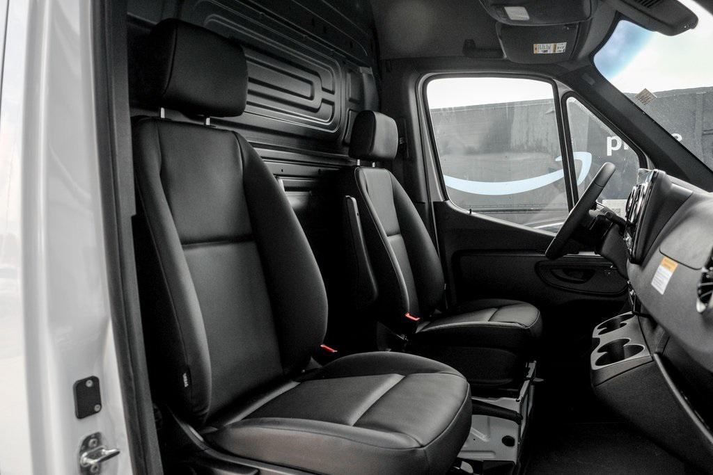 new 2026 Mercedes-Benz Sprinter 2500 car, priced at $65,276