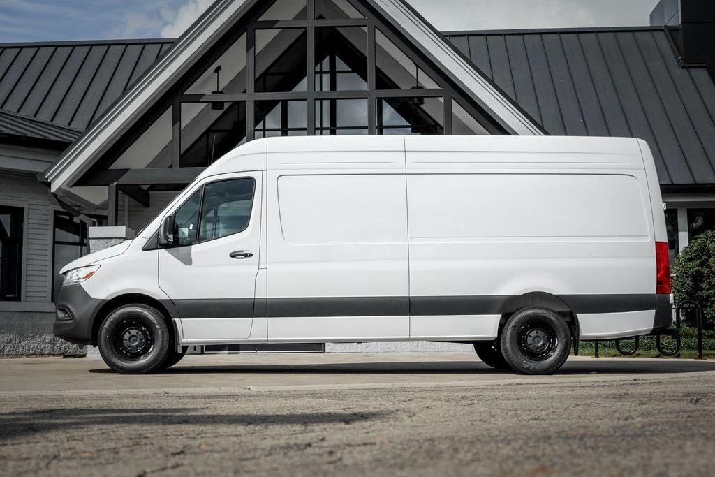 new 2026 Mercedes-Benz Sprinter 2500 car, priced at $65,276