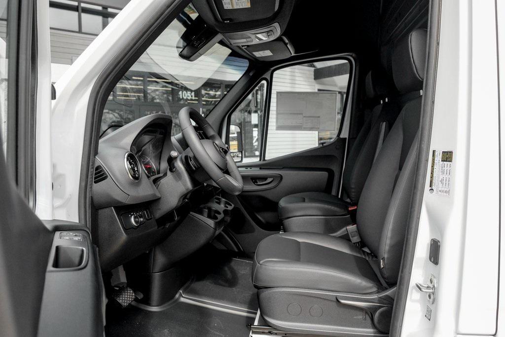 new 2026 Mercedes-Benz Sprinter 2500 car, priced at $65,276