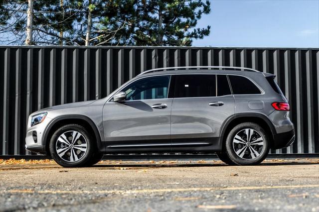 new 2025 Mercedes-Benz GLB 250 car, priced at $52,305