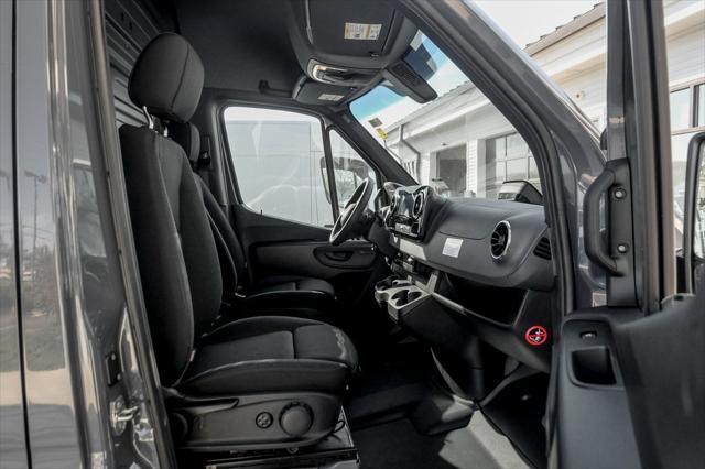 new 2025 Mercedes-Benz Sprinter 2500 car, priced at $71,255