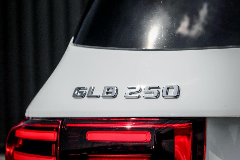 new 2026 Mercedes-Benz GLB 250 car, priced at $52,195