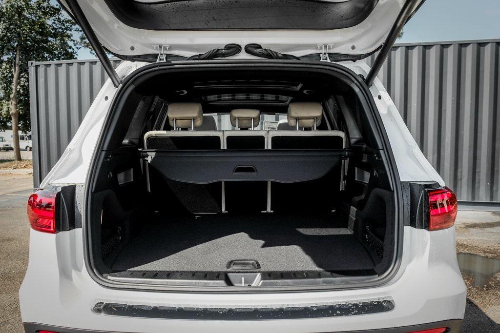 new 2026 Mercedes-Benz GLB 250 car, priced at $52,195