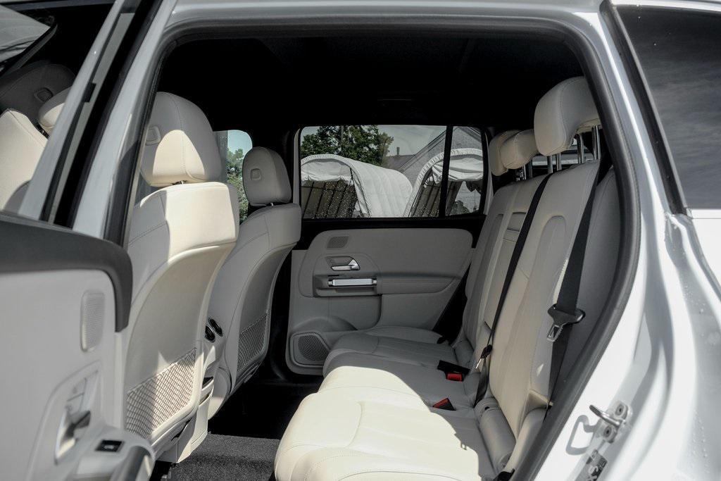 new 2026 Mercedes-Benz GLB 250 car, priced at $52,195