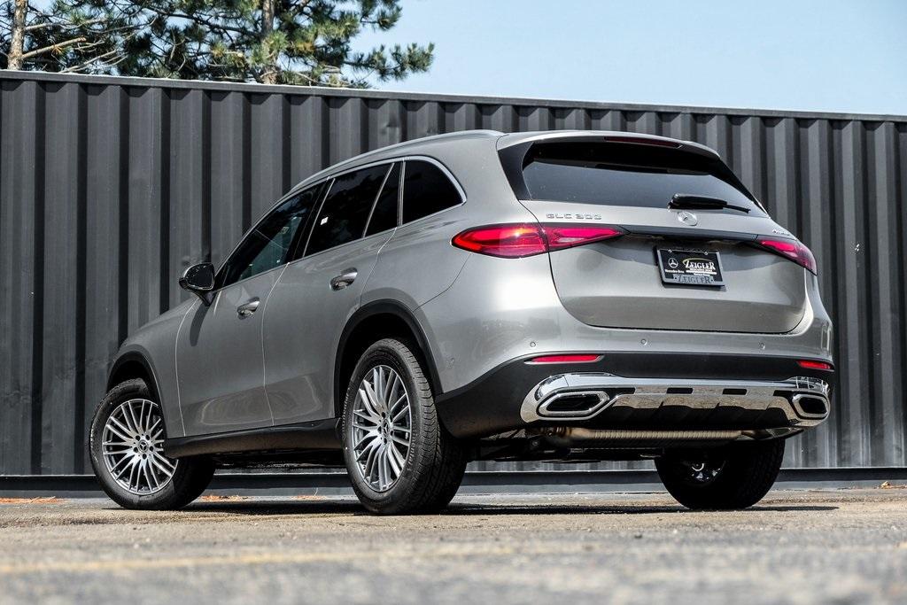 new 2024 Mercedes-Benz GLC 300 car, priced at $58,955