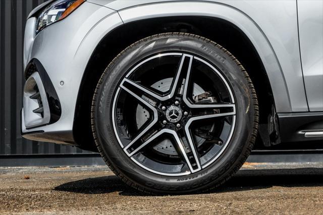 new 2025 Mercedes-Benz GLS 450 car, priced at $96,310