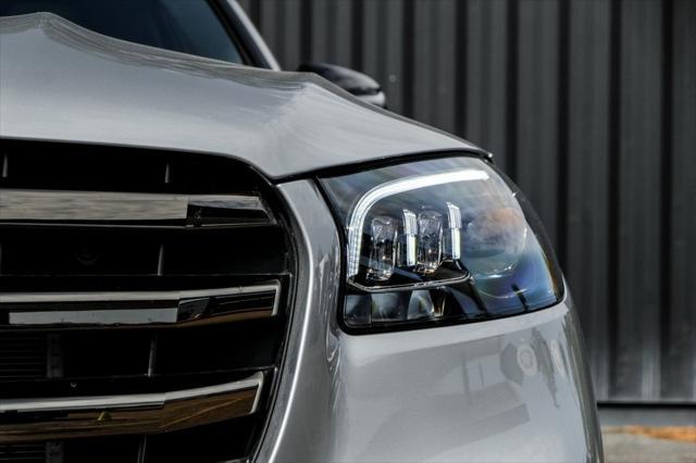 new 2025 Mercedes-Benz GLS 450 car, priced at $96,310