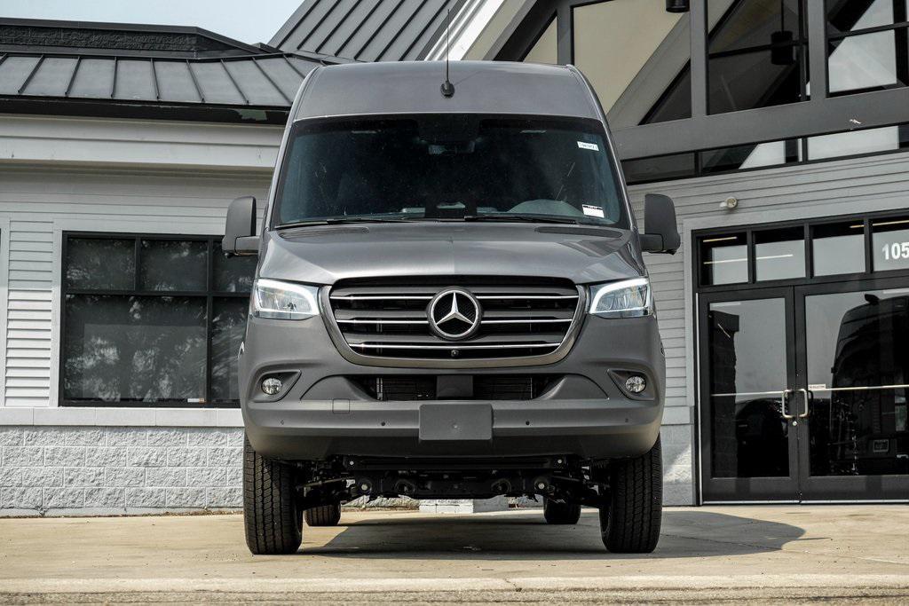 new 2025 Mercedes-Benz Sprinter 2500 car, priced at $90,412