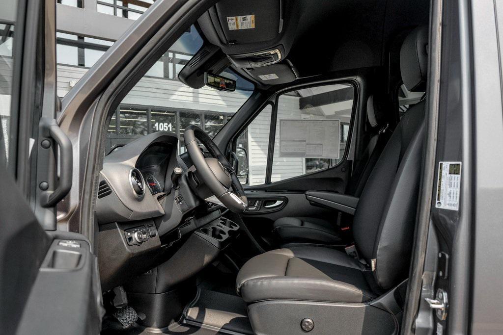 new 2025 Mercedes-Benz Sprinter 2500 car, priced at $90,412