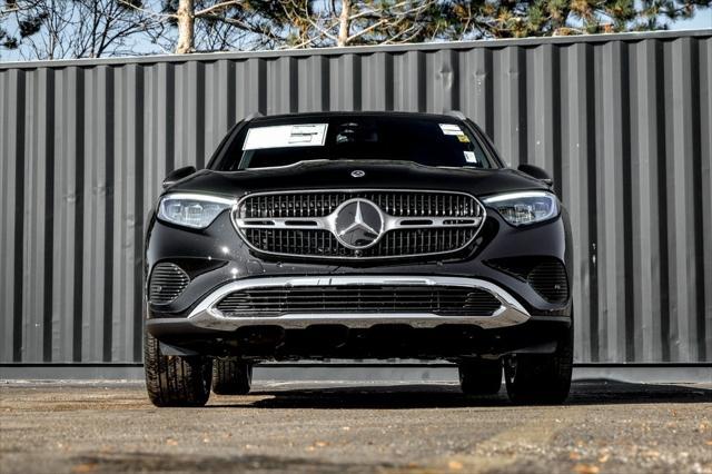 new 2025 Mercedes-Benz GLC 300 car, priced at $53,765