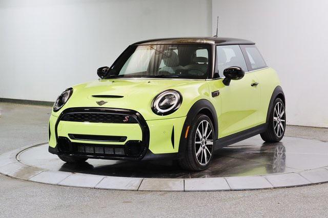 used 2023 MINI Hardtop car, priced at $26,999