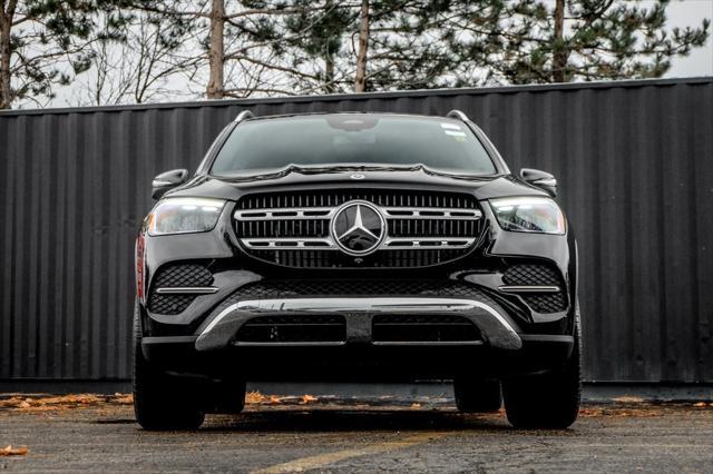 new 2025 Mercedes-Benz GLE 450 car, priced at $73,965