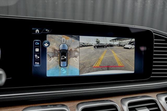 new 2025 Mercedes-Benz GLS 450 car, priced at $99,570