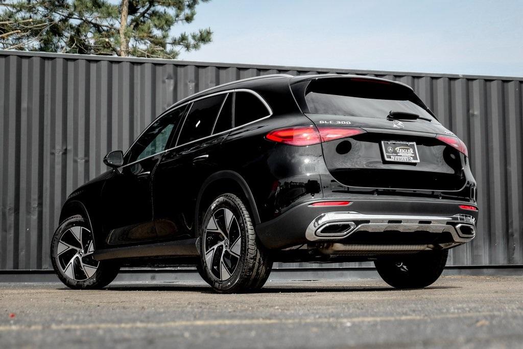 new 2024 Mercedes-Benz GLC 300 car, priced at $53,615