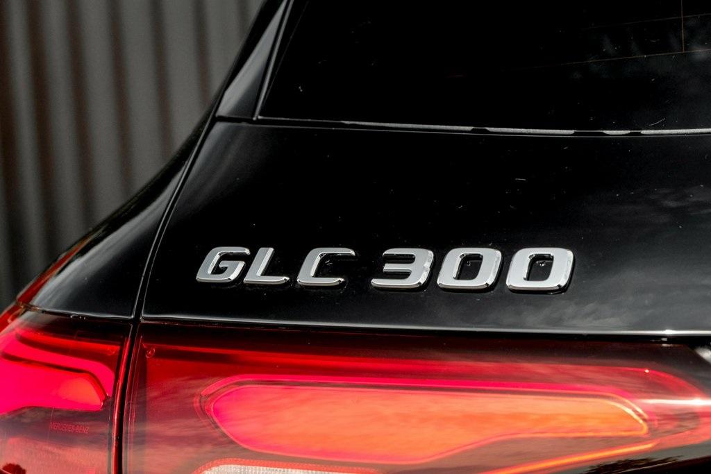 new 2024 Mercedes-Benz GLC 300 car, priced at $53,615