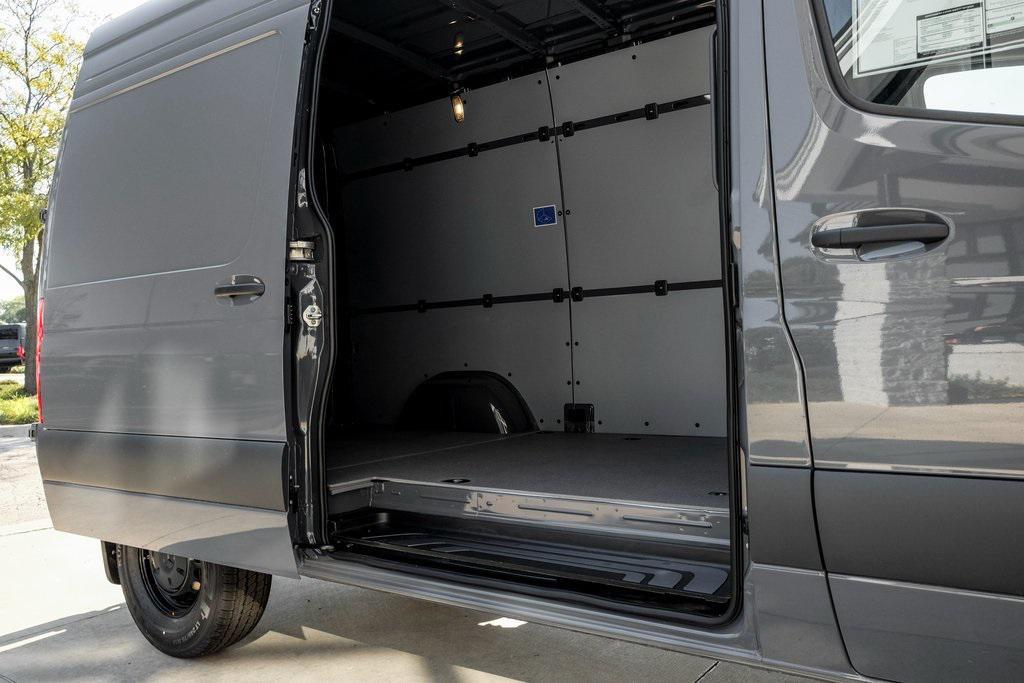 new 2025 Mercedes-Benz Sprinter 2500 car, priced at $64,099