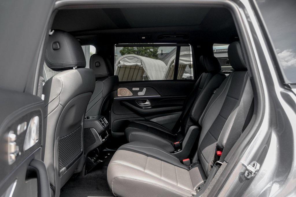 new 2025 Mercedes-Benz GLS 450 car, priced at $99,990