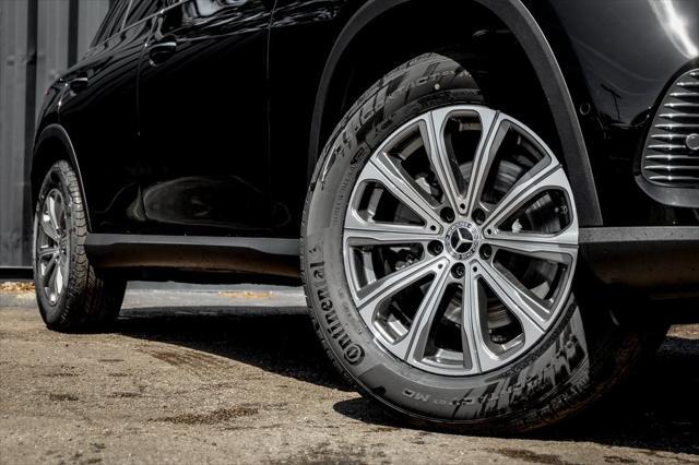new 2025 Mercedes-Benz GLC 300 car, priced at $54,480