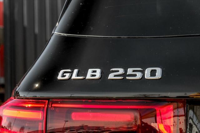 new 2025 Mercedes-Benz GLB 250 car, priced at $49,595