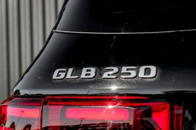 new 2025 Mercedes-Benz GLB 250 car, priced at $52,155