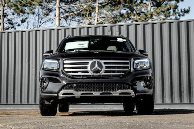 new 2025 Mercedes-Benz GLB 250 car, priced at $52,155