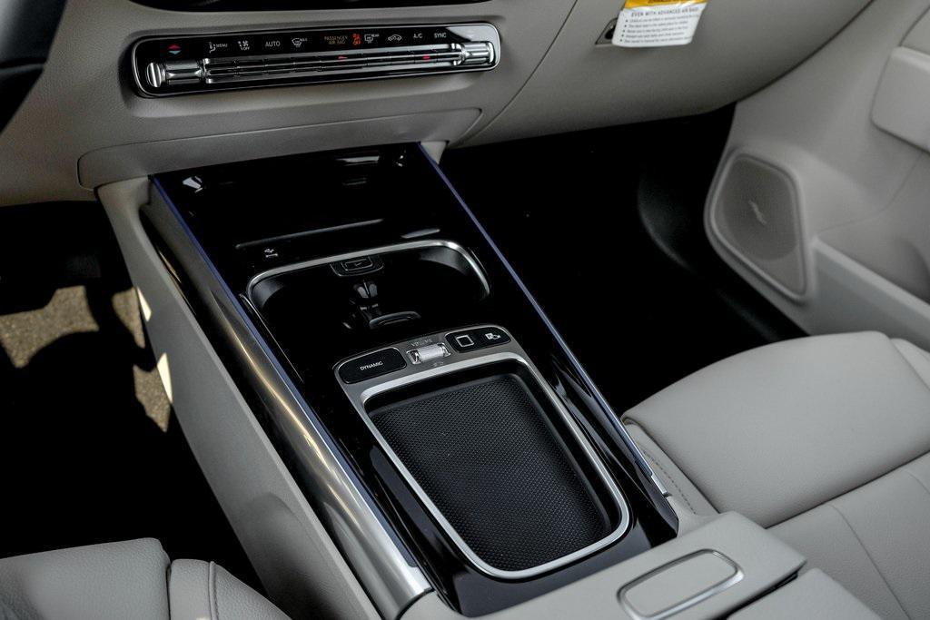 new 2026 Mercedes-Benz GLA 250 car, priced at $49,760