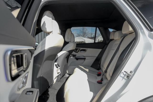 new 2025 Mercedes-Benz GLC 350e car, priced at $67,660