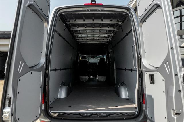 new 2025 Mercedes-Benz Sprinter 2500 car, priced at $66,551