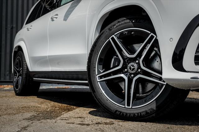 new 2025 Mercedes-Benz GLS 450 car, priced at $100,590