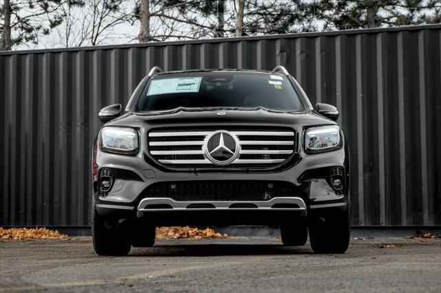 new 2025 Mercedes-Benz GLB 250 car, priced at $53,355