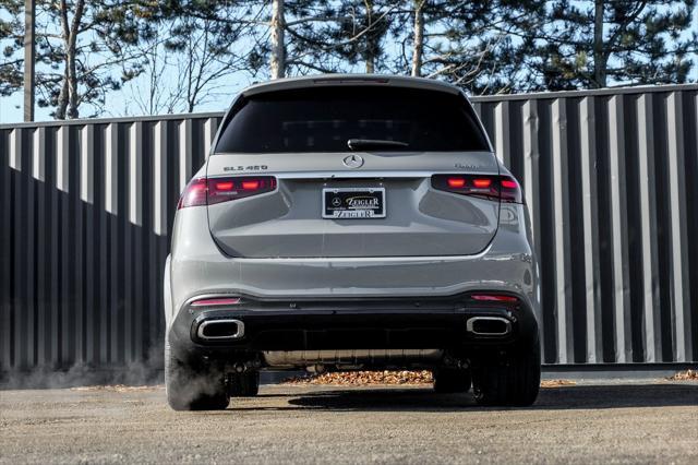 new 2025 Mercedes-Benz GLS 450 car, priced at $100,720