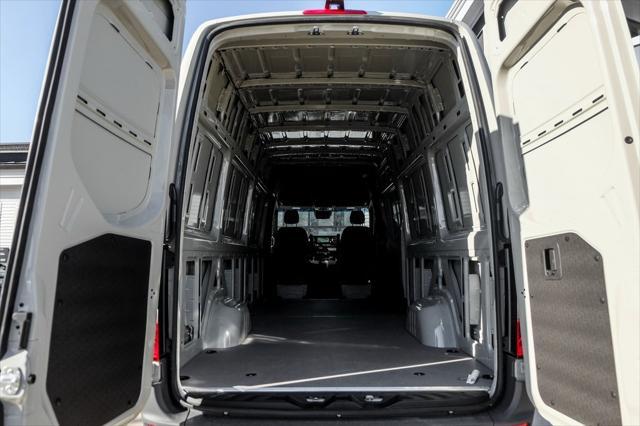 new 2025 Mercedes-Benz Sprinter 2500 car, priced at $86,187