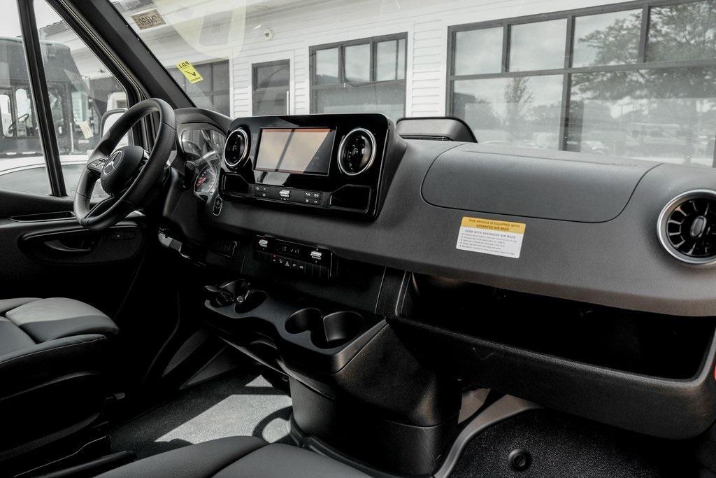 new 2025 Mercedes-Benz Sprinter 3500 car, priced at $68,545