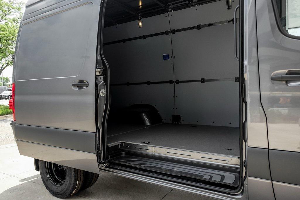 new 2025 Mercedes-Benz Sprinter 3500 car, priced at $68,545
